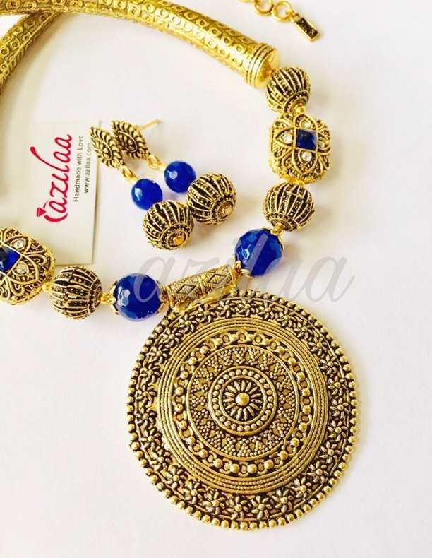 Antique Gold tone pendant Blue necklace gemstone medallion set