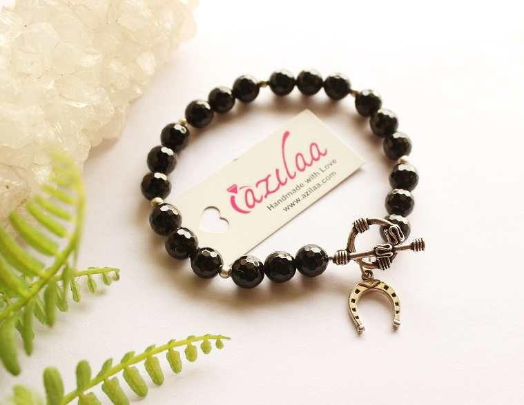  Black onyx healing horse shoe charm gemstone silver bracelet