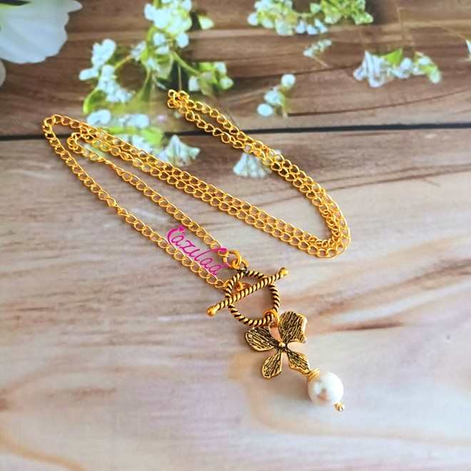 Dainty Flower charm gold plated Pearl pendant chain