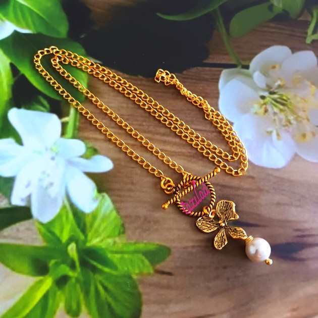 Dainty Flower charm gold plated Pearl pendant chain