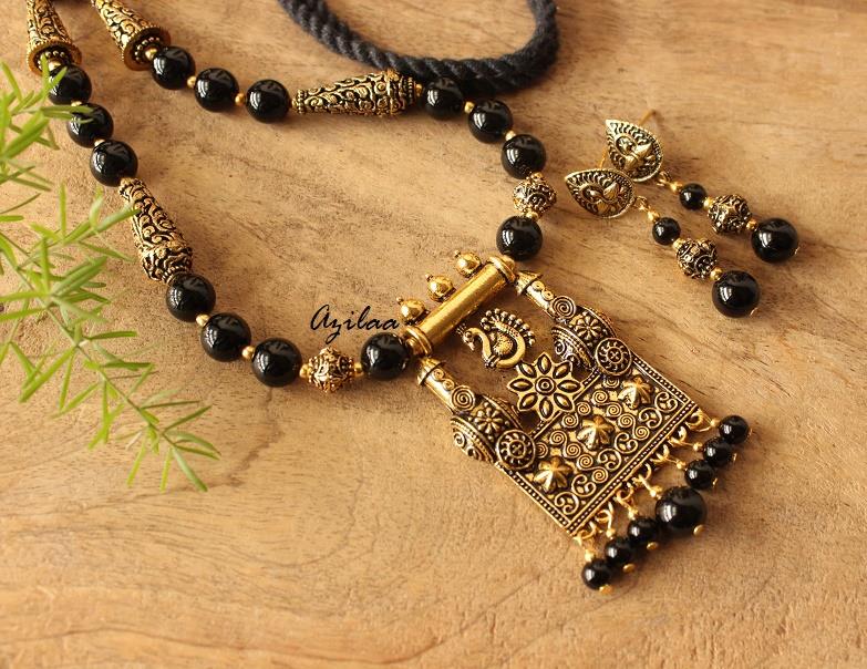 Ethnic antique gold tone Black Onyx handmade necklace set