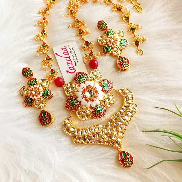 Festive maroon minakari Pastel kundan pendant necklace set