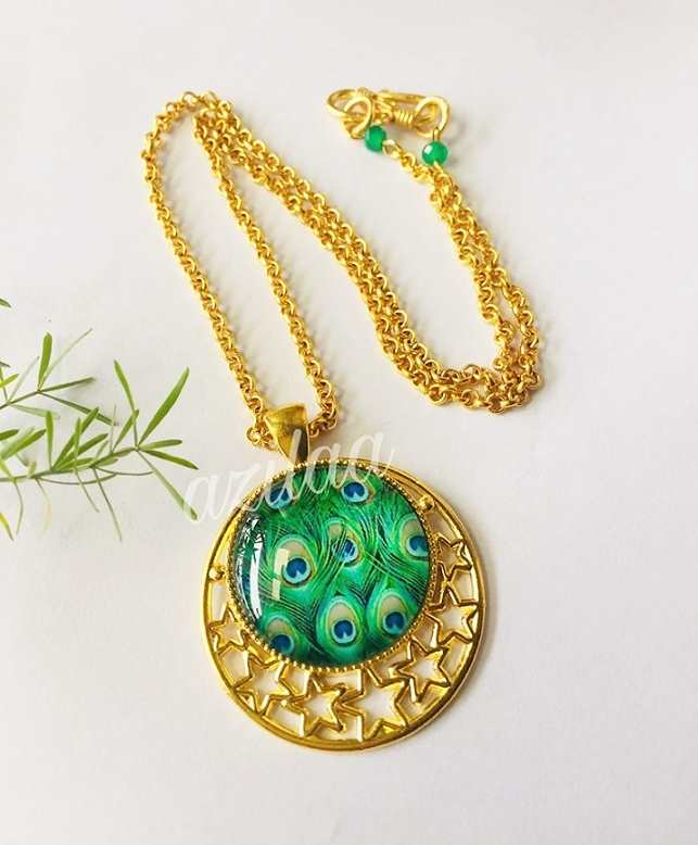 Green Peacock gold plated plated chain necklace 