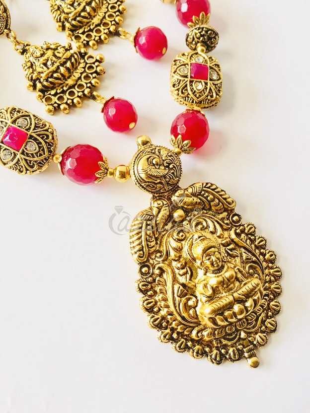 LAXMI goddess maroon gemstone antique gold tone necklace set