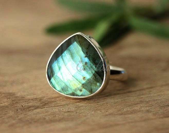 OOAK  Labradorite  drop sterling silver artisan handmade ring