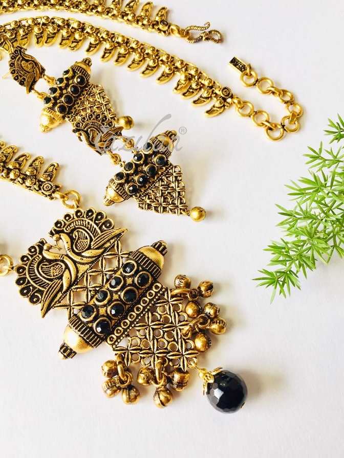  Peacock Black onyx Statement antique gold necklace set