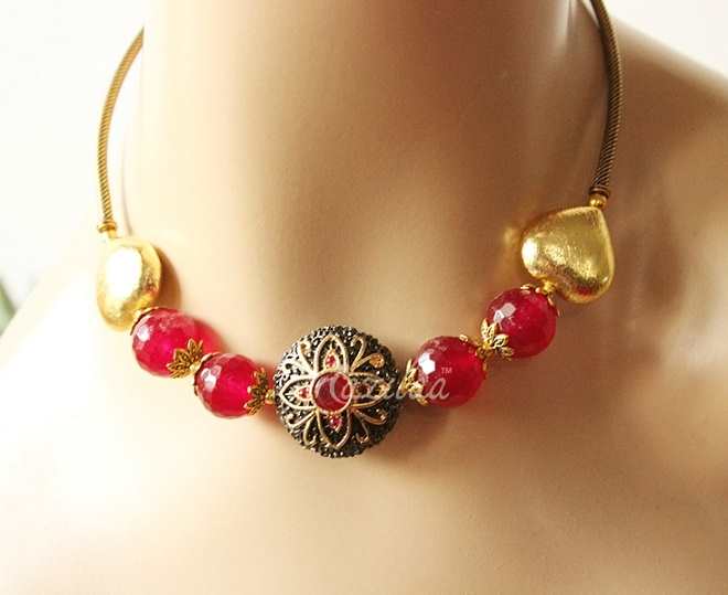 RUBY RED Antique gold tone choker gemstone necklace earring set