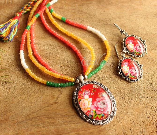 Red floral painting pendant, Beaded gemstone necklace earrings